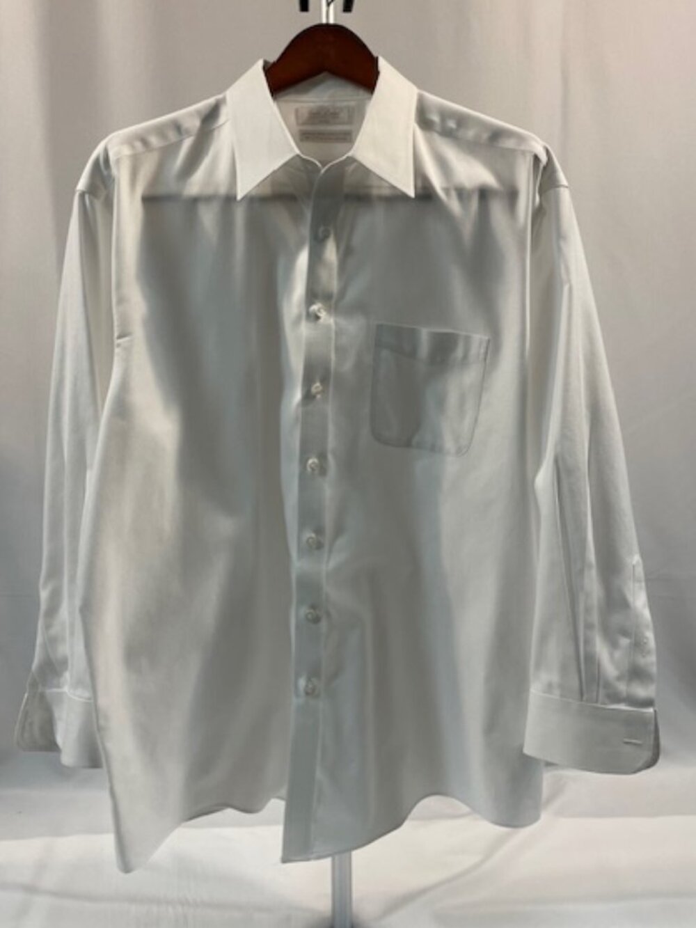 Men's Roundtree & Yorke Fitted White Shirt